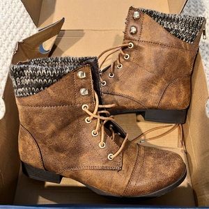 American Eagle Outfitters Boots Size 8.5